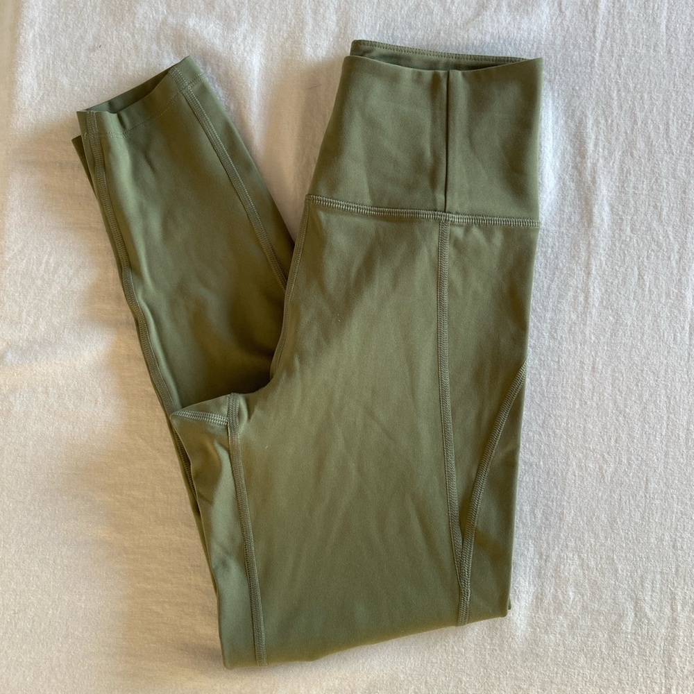 Girlfriend Collective High-Rise Pocket Legging in Thyme - olive Limited Color - Picture 10 of 11